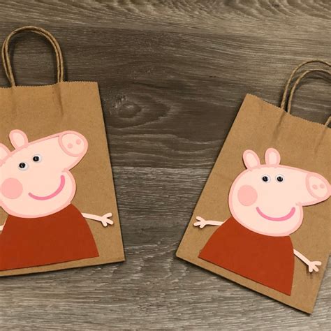 Peppa Pig Party Favors - Etsy