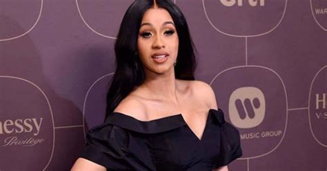 Cardi B Lanza Su Lbum Debut