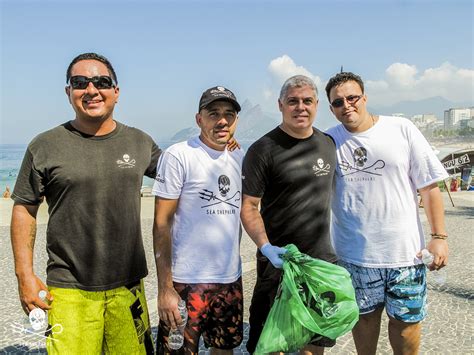 Sea Shepherd Brasil Participa Do Dias Das Boas A Es E Resgata