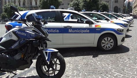 Concorso Agente Di Polizia Municipale Vigili Urbani Napoli Concorso Per