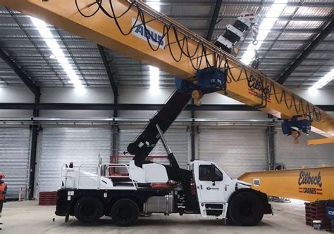 Construction Site Safety Tips When Working With Mobile Cranes