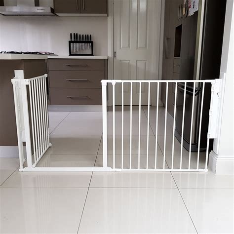 Baby Safety Gate And Barriers Child Safety Gates Child Stair Gates And