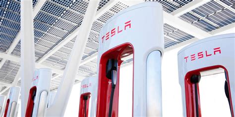 Some Tesla Superchargers Going Public in Canada, Backed by Feds • iPhone in Canada Blog