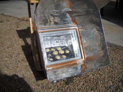 Make A Solar Oven From Cardboard Box In 5 Steps The Green Optimistic