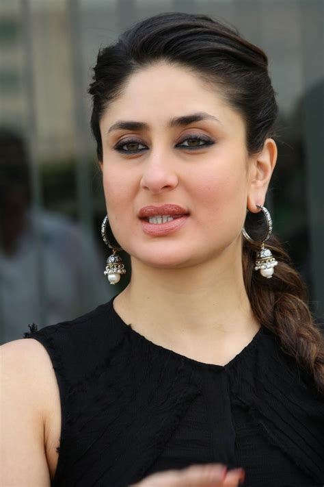 Glamorous Kareena Kapoor Photos In Black Dress Kareena Kapoor Kareena Kapoor Photos Kareena