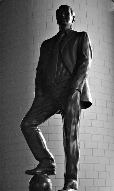 Sir Bobby Robson Sculpture By Tom Maley Newcastle United Flickr