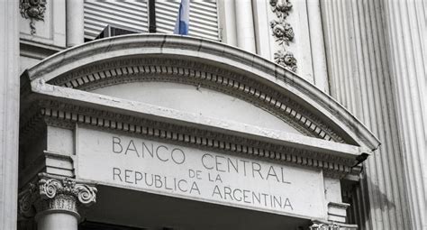 Banco Central De Argentina Sube Tasa Referencial A 40 Y Rediseña Instrumentos Financieros