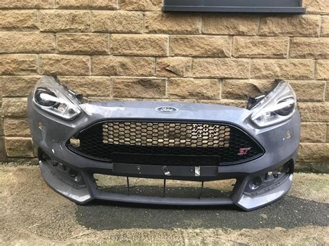 Genuine Ford Focus St Mk3 Facelift Front Bumper And Xenon Headlights 2015