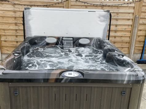 Jacuzzi J Hot Tub Spa For Sale From United Kingdom
