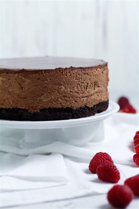 How To Make Dark Chocolate Mousse Cake - Days of Jay