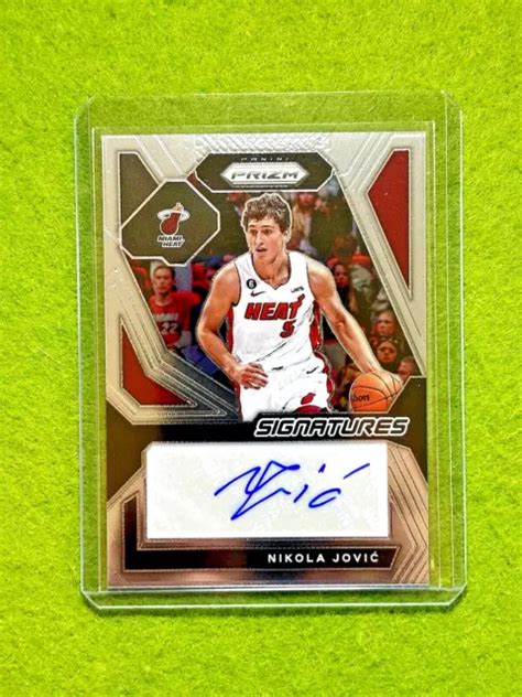 CARTE PRIZM AUTO Nikola Jovic 5 MIAMI HEAT 2023 Panini Prizm