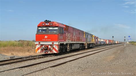 Nr Leading Am Intermodal Container Freight Train