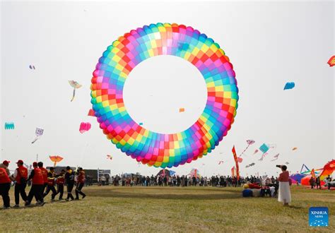 Kite Flying Competition Of 40th Weifang Int L Kite Festival Kicks Off