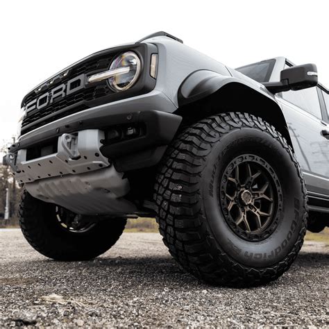 Show us your installed wheel / tire upgrades here! (Pics) | Page 195