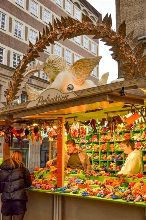 Your Ultimate Guide to the Düsseldorf Christmas Market – Hello It's Jasper