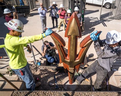 New Pitchfork Statue Encompasses The Spirit Of Asu The Arizona State