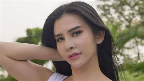 Maria Vania Pakai Bikini Bikin Gemeter Ada Yang Sering Beli Sabun Gak Ada Asap Kalau Gak Ada