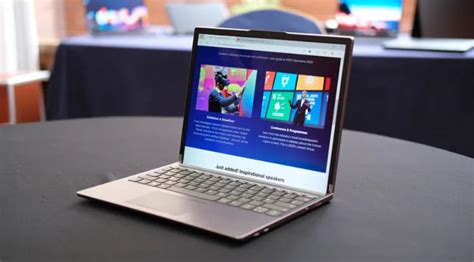 Lenovo zeigt auf dem MWC 2023 erneut Geräte mit aufrollbaren Displays