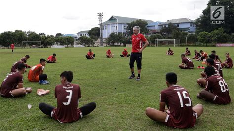 Pssi Belum Buka Jendela Transfer Persija Terancam Tak Bisa Mainkan