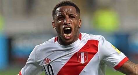 Jefferson Farfán Llamó Crack A Jugador De Universitario De Deportes