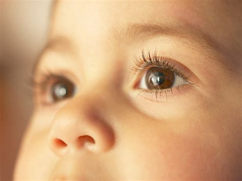 Retinoblastoma o que é o tumor ocular que afeta a filha de Tiago