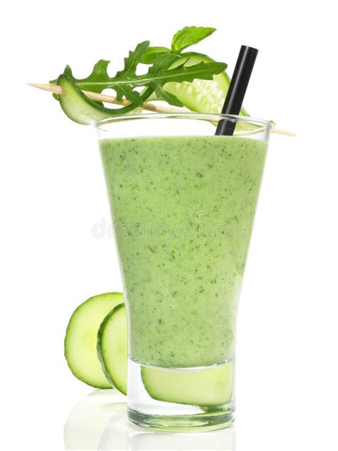 Concombre Smoothie Vert Isol E Sur Le Fond Blanc Photo Stock Image Du