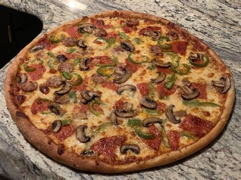 I Made Mushroompepperonigreen Pepperjalapeñochicken Sausage Pizza