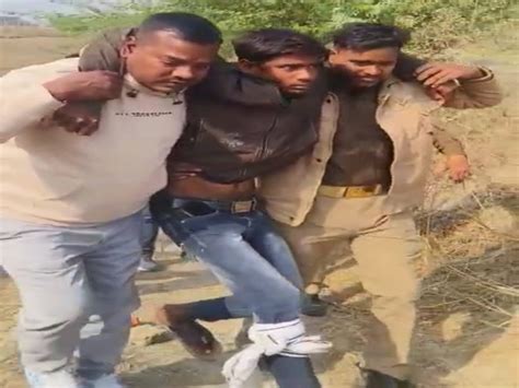 Azamgarh Police Arrested A Murderer In The Encounter आजमगढ़ पुलिस ने