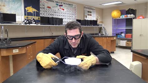 U2 Beals Science Chemistry Dry Ice Experiments You Can Try At Home