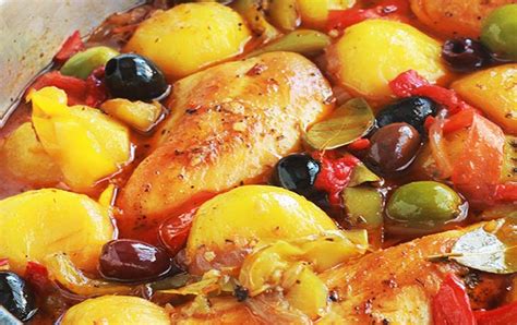 Recette Poulet Aux Poivrons Pommes De Terre Oignons Olives Bon À