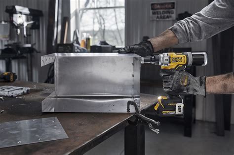 Dewalt Dcf Ge Dewalt V Max Xr Brushless Cordless In Rivet