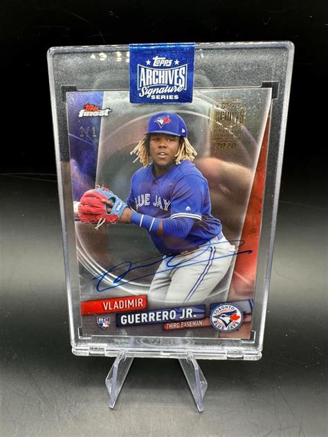 2020 Topps Archives Vladimir Guerrero Jr 1 1 Auto 2019 Topps Finest