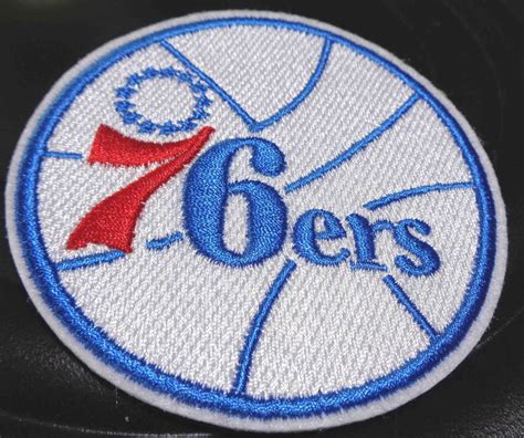 【未使用】白青赤（円形） 新品nbaフィラデルフィア・セブンティシクサーズ Philadelphia 76ersワッペン バスケットボール