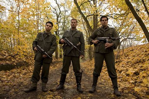 Samm Levine as Pfc. Hirschberg, Til Schweiger as Sgt. Hugo Stiglitz, Eli Roth as Sgt. Donny ...