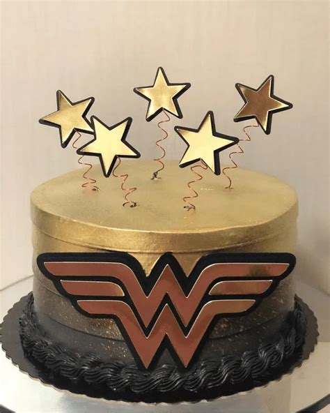 Wonder Woman Cake Design Images Wonder Woman Birthday Cake Ideas