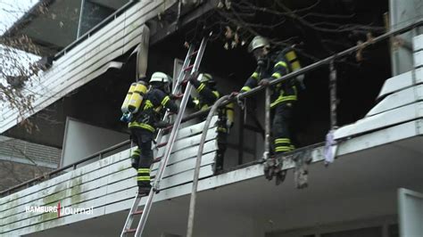 Zwei Verletzte Feuerwehrleute Bei Zimmerbrand Ndr De Fernsehen