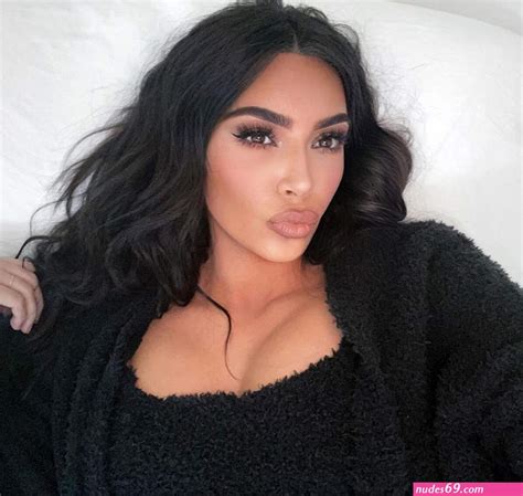 Kim Kardashian Nude Sexy Collections Nudes