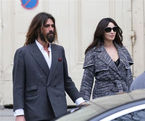 Monica Bellucci Est C Libataire Son Histoire D Amour Avec Nicolas