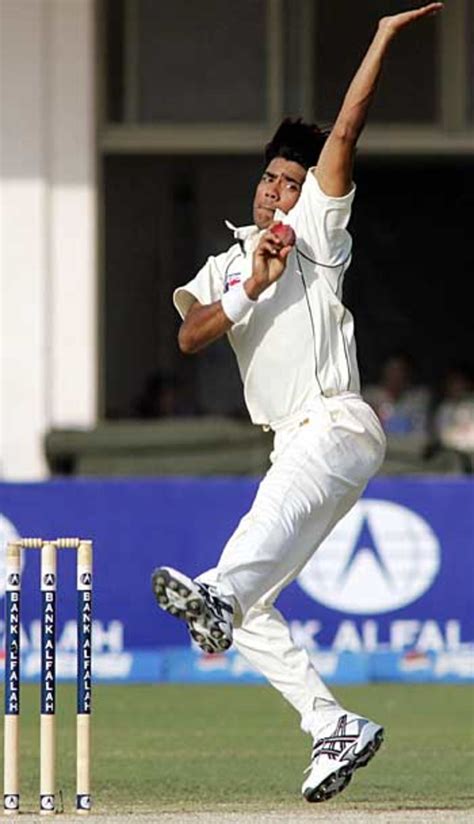 Marcus Trescothick Celebrates His Th Test Hundred Espncricinfo