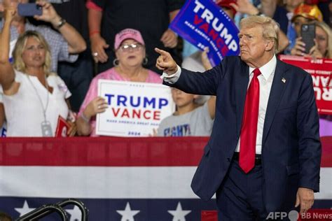 トランプ氏、ハリス氏への攻撃開始「頭のおかしい急進左派」 写真12枚 国際ニュース：afpbb News