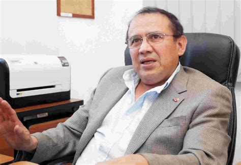 Amplia Trayectoria Del Secretario De Finanzas Del Pri De Hidalgo