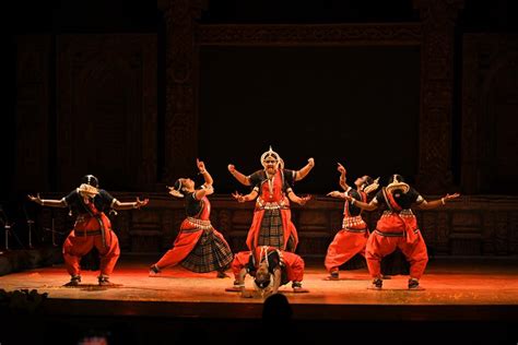 Classical Dance Connoisseurs Throng International Odissi Dance Festival