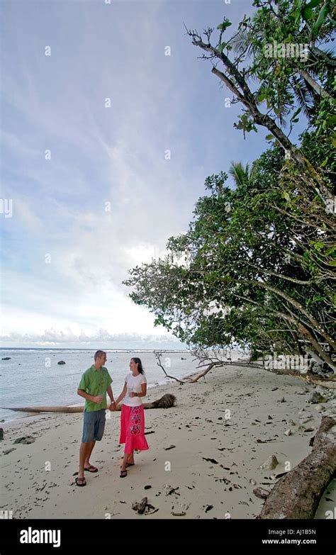 Kosrae People Hi Res Stock Photography And Images Alamy