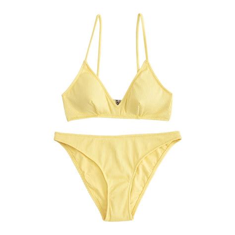 Buse Terim Plaj şıklığı için bikini önerileri