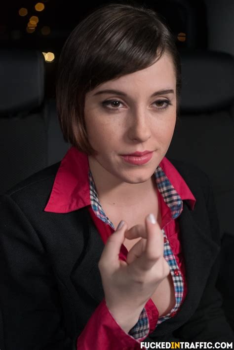 Horny Brunette Cazech Chick Fare Seduces The Cabbie Into Backseat Pussy