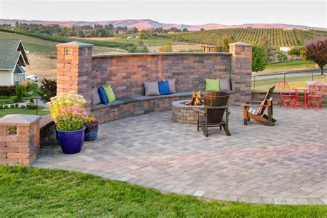 Chateau Wall Basalite Concrete Products Redmond