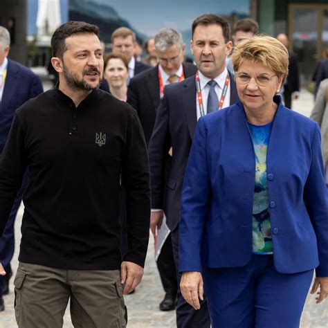 La Presentadora Del Tiempo M S Sexy Del Mundo Es Furor Con Sus Fotos Hot En Instagram Infobae