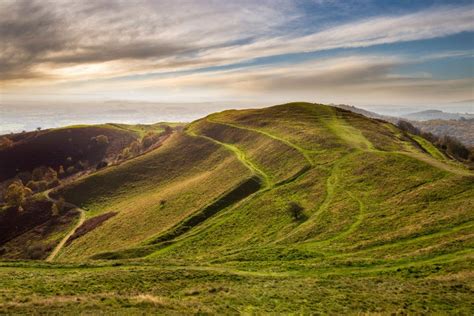 5 of the Best Hillforts in England | Historical Landmarks | History Hit