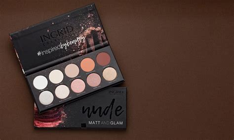 Palette De Maquillage Nude And Natural Beauty Avec Fards Groupon