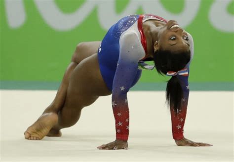 Simone Biles Wins Floor Exercise For Record Tying 4th Olympic Gold